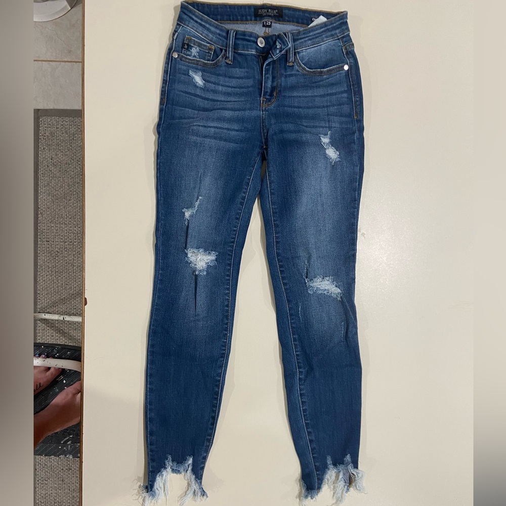 Judy Blue Distressed Skinny Jeans